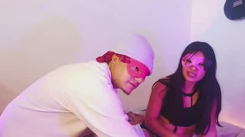 Snapshot of tededicoesaluna chatting on 11/26/25, 05:03 Shelovesthemask online show from 11/26/25, 05:03