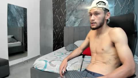 Snapshot of tedyx99 chatting on 03/15/26, 11:22 Tedy online show from 03/15/26, 11:22