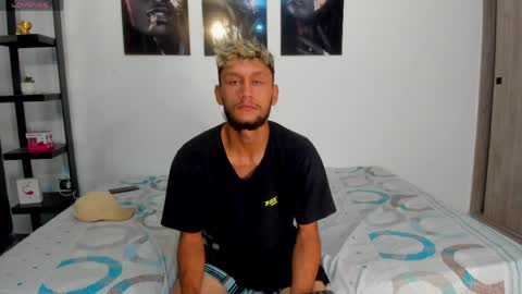 Snapshot of tedyx99 chatting on 04/05/26, 09:17 Tedy online show from 04/05/26, 09:17