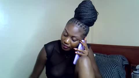 Snapshot of tee_01 chatting on 04/15/26, 09:59 Nicole online show from 04/15/26, 09:59