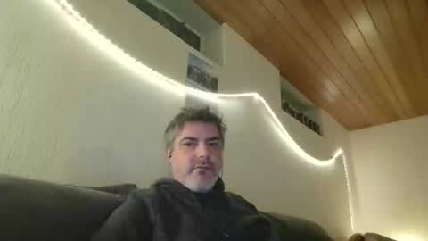 Peter online show from 02/18/25, 01:10