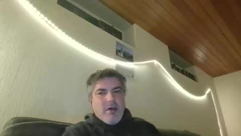 Peter online show from 03/05/25, 01:21