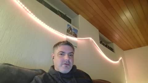 Peter online show from 03/12/25, 01:14