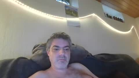 Peter online show from 11/08/25, 07:19