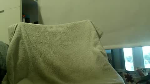 teek1234 online show from 10/01/25, 10:49