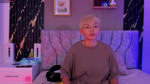 Snapshot of tefi_meow_ chatting on 05/29/26, 02:48 Estefani online show from 05/29/26, 02:48