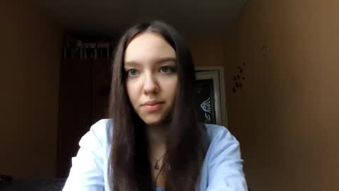 Snapshot of teganmeiser chatting on 11/07/25, 09:31 Kimi online show from 11/07/25, 09:31