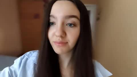 Snapshot of teganmeiser chatting on 11/21/25, 10:36 Kimi online show from 11/21/25, 10:36