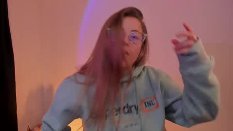 Snapshot of tekila__ chatting on 02/20/25, 08:36 tekila__ online show from 02/20/25, 08:36