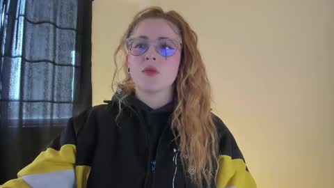 Snapshot of tekila__ chatting on 03/11/25, 07:47 tekila__ online show from 03/11/25, 07:47