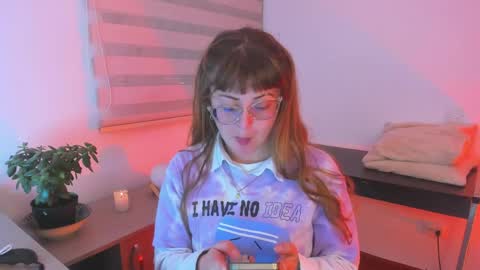 Snapshot of tekila__ chatting on 04/07/26, 12:33 tekila__ online show from 04/07/26, 12:33