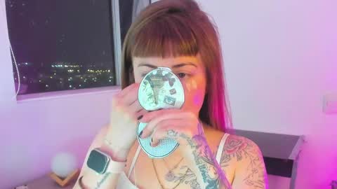 Snapshot of tekila__ chatting on 04/09/26, 11:43 tekila__ online show from 04/09/26, 11:43