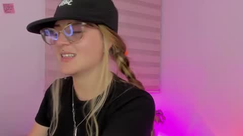 tekila__ online show from 07/25/26, 11:24