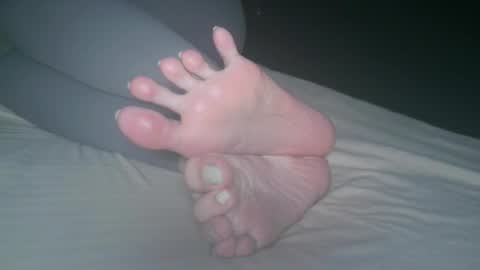 Viv West online show from 01/10/25, 04:01