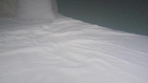 Viv West online show from 09/12/25, 05:07