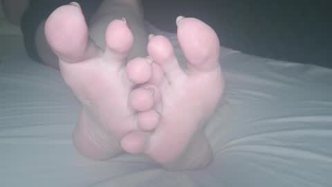 Viv West online show from 09/15/25, 04:12