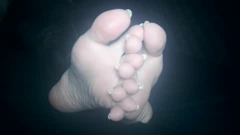 Viv West online show from 10/04/25, 01:25