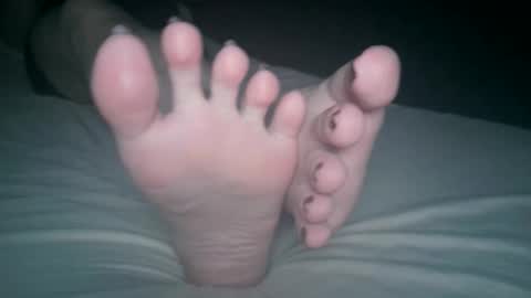 Viv West online show from 11/24/25, 03:50