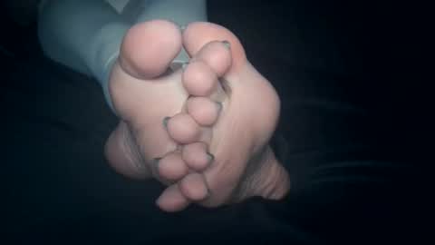 Snapshot of telegram1030 chatting on 01/10/26, 04:47 Viv West online show from 01/10/26, 04:47