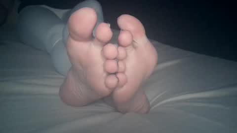 Snapshot of telegram1030 chatting on 02/03/26, 06:40 Viv West online show from 02/03/26, 06:40