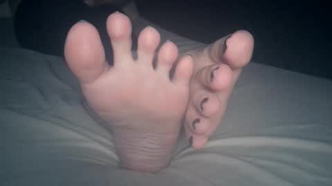 Snapshot of telegram1030 chatting on 02/04/26, 04:40 Viv West online show from 02/04/26, 04:40