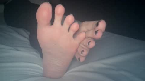 Snapshot of telegram1030 chatting on 02/09/26, 04:38 Viv West online show from 02/09/26, 04:38