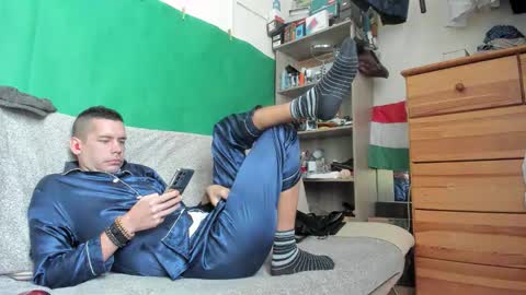 Virg Lszl online show from 10/26/25, 11:38