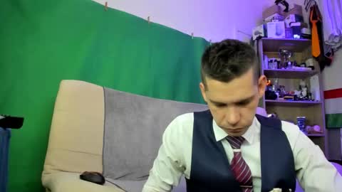 Virg Lszl online show from 11/24/25, 09:31