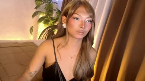 Snapshot of temptation_ashley chatting on 06/17/26, 09:01 temptation_ashley online show from 06/17/26, 09:01