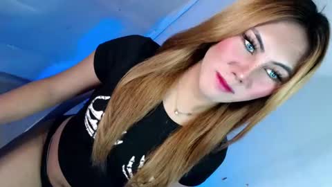 Snapshot of temptationoflust chatting on 03/11/25, 09:45 Im Dianna DONT FORGET TO FOLLOW ME online show from 03/11/25, 09:45