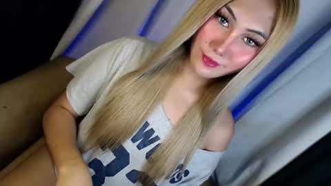 Snapshot of temptationoflust chatting on 11/29/25, 12:08 Im Dianna DONT FORGET TO FOLLOW ME online show from 11/29/25, 12:08