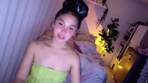 temptessa20 online show from 11/16/25, 03:28