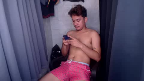 Snapshot of tempting_jon chatting on 07/05/26, 05:03 tempting_jon online show from 07/05/26, 05:03