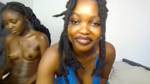 Snapshot of tempting_tiah chatting on 11/15/25, 04:21 tiah online show from 11/15/25, 04:21