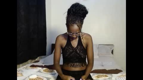 Snapshot of tempting_vibe chatting on 03/25/26, 08:04 tempting_vibe online show from 03/25/26, 08:04