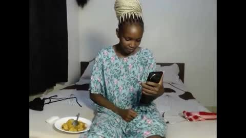 Snapshot of tempting_vibe chatting on 04/15/26, 05:09 tempting_vibe online show from 04/15/26, 05:09