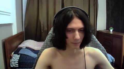 Snapshot of temptvelvet chatting on 11/28/25, 09:34 temptvelvet online show from 11/28/25, 09:34