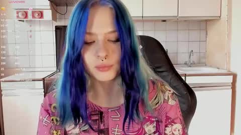 Snapshot of tender__kitty chatting on 09/09/25, 12:26 Sue online show from 09/09/25, 12:26