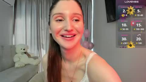 Snapshot of tender_babyyy chatting on 06/29/26, 12:38 Amina online show from 06/29/26, 12:38