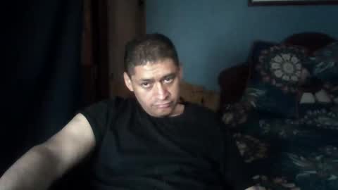 Snapshot of tender_eldelatienda chatting on 04/17/26, 12:35 Fabio Canavaro online show from 04/17/26, 12:35