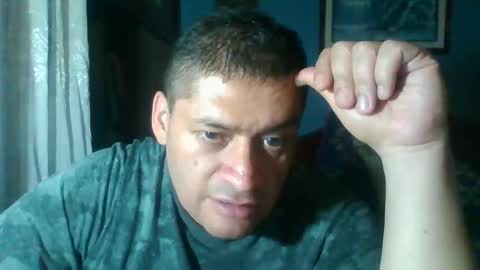 Snapshot of tender_eldelatienda chatting on 04/22/26, 11:28 Fabio Canavaro online show from 04/22/26, 11:28