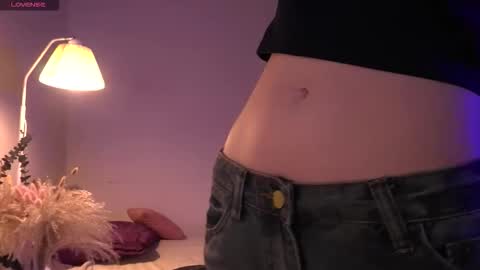 Amina online show from 12/18/25, 10:32