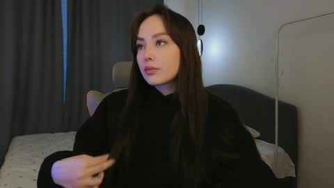 Snapshot of tenderlyboo chatting on 04/22/26, 01:45 Mia online show from 04/22/26, 01:45