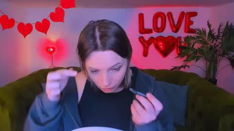 Snapshot of tendermeow chatting on 02/11/26, 01:38 Lisa online show from 02/11/26, 01:38