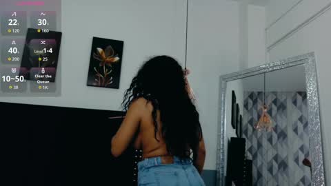 Tatiana online show from 11/21/25, 12:26