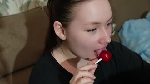 Snapshot of tendre_amelia chatting on 07/11/26, 07:38 tendre_amelia online show from 07/11/26, 07:38