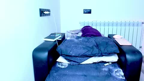 Kira online show from 11/27/25, 03:08