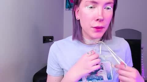 Kira online show from 02/17/26, 06:03