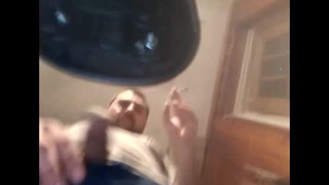 Snapshot of tenexp2059 chatting on 04/05/26, 10:23 tenexp2059 online show from 04/05/26, 10:23