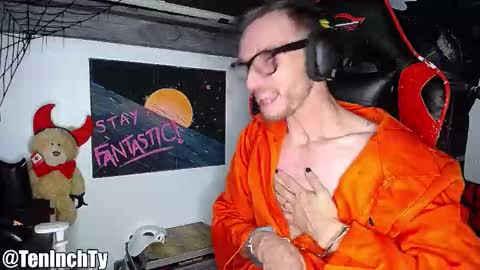 Ty online show from 10/19/25, 04:13